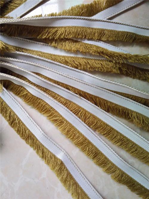 广州毛边拉链带加工厂家 专业技术支持，品质保障，助力服装加工提质增效